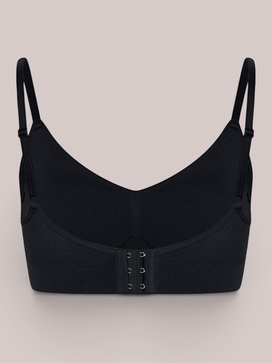 MODUS Sculpt™ Contour Bra in black, made from nylon and elastane, featuring adjustable straps and a seamless design.
