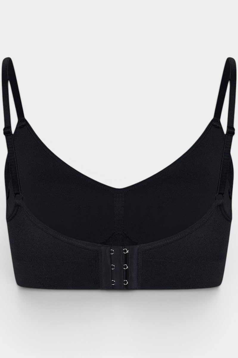 MODUS Sculpt™ Contour Bra in black, made from nylon and elastane, featuring adjustable straps and a seamless design.