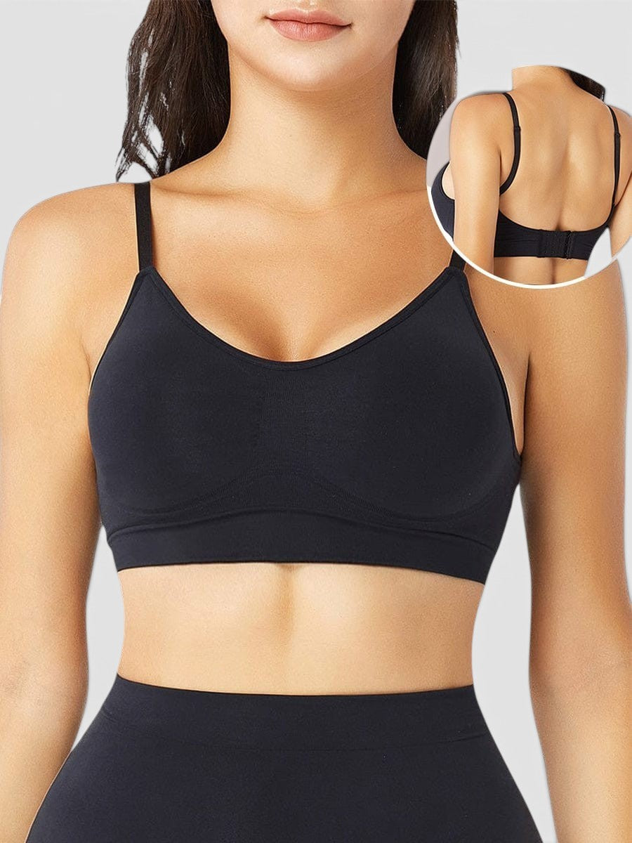 www.modusactive.com black seamless contour bra with removable padding and adjustable straps made of nylon and elastane.