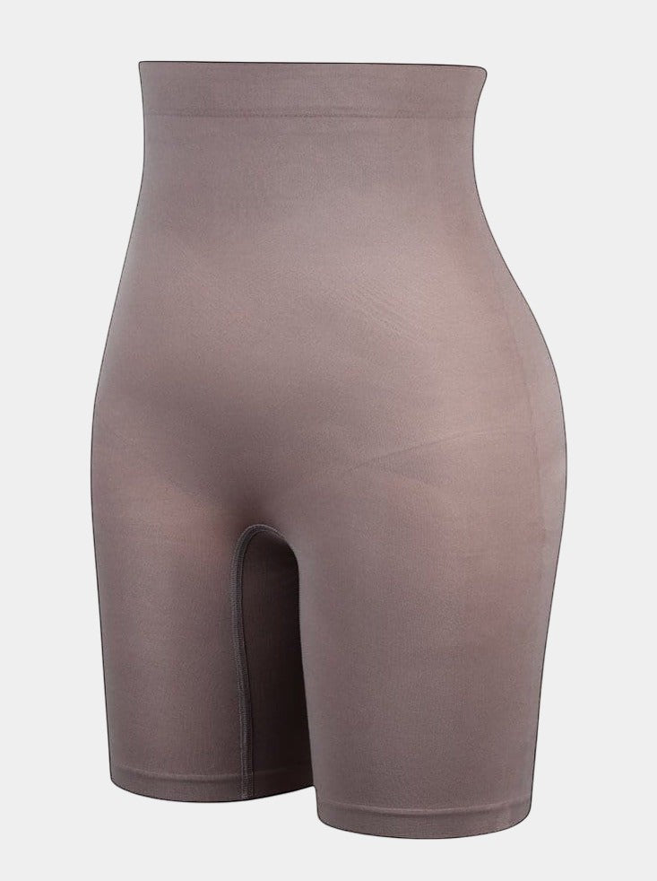 www.modusactive.com taupe seamless high-waist butt lifter shorts made of nylon and elastane for tummy control and shaping.